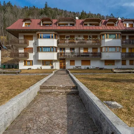 Guesthost - Moderno - A Due Passi Dalla Ciclovia! Appartement Tarvisio